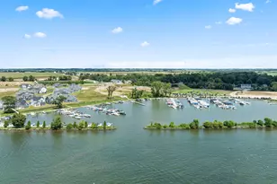 2625 Mooring Ct, Delavan, WI 53115 - Photo 33