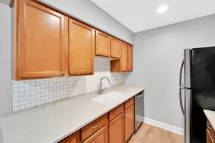 108 Evelyn Ln, Lake Geneva, WI 53147 - Photo 11