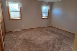 2209 Virginia Dr, Manitowoc, WI 54220 - Photo 9