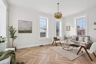 2048 Shoop St, Racine, WI 53404 - Photo 5