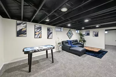 7218 W Carmen Ave, Milwaukee, WI 53218 - Photo 17