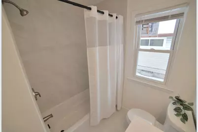 7218 W Carmen Ave, Milwaukee, WI 53218 - Photo 13