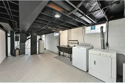 7218 W Carmen Ave, Milwaukee, WI 53218 - Photo 19