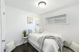 7218 W Carmen Ave, Milwaukee, WI 53218 - Photo 15