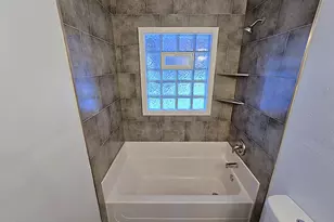 2224 W Rohr Ave, Milwaukee, WI 53209 - Photo 19