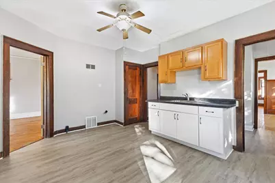 2403 N 49th St #2405, Milwaukee, WI 53210 - Photo 13