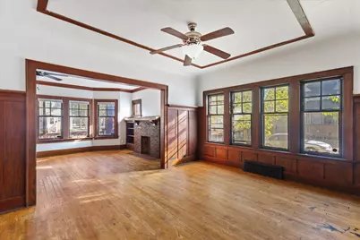 2403 N 49th St #2405, Milwaukee, WI 53210 - Photo 11