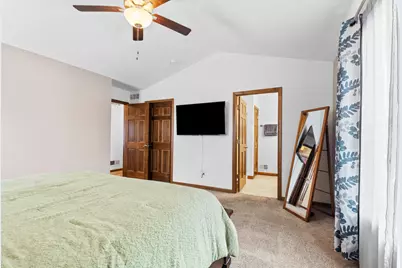 6441  Kingsview Dr, Racine, WI 53406 - Photo 21