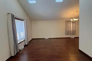 5775 S 24th St, Milwaukee, WI 53221 - Photo 9