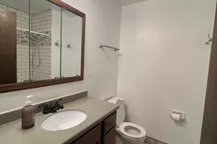 5775 S 24th St, Milwaukee, WI 53221 - Photo 11