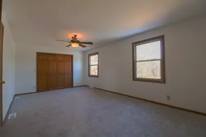 28609  Martha Ct, Racine, WI 53185 - Photo 23