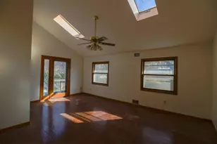 28609 Martha Ct, Racine, WI 53185 - Photo 15