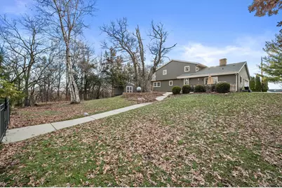 W341N6716  Lancelot Dr, Oconomowoc, WI 53066 - Photo 49