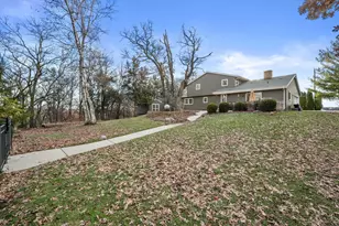 W341N6716 Lancelot Dr, Oconomowoc, WI 53066 - Photo 49