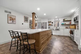 W341N6716 Lancelot Dr, Oconomowoc, WI 53066 - Photo 3