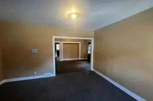 3052 N 40th St, Milwaukee, WI 53210 - Photo 3