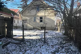 3052 N 40th St, Milwaukee, WI 53210 - Photo 17