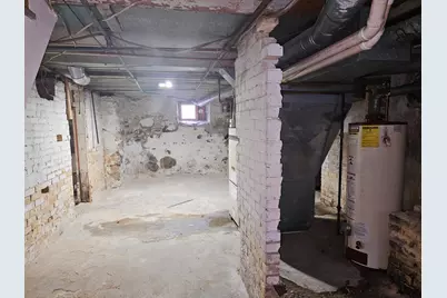 215 N Main St, Reeseville, WI 53579 - Photo 23