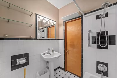 1234 W Scott St, Milwaukee, WI 53204 - Photo 15