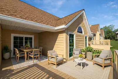 950  Spyglass Hl, Racine, WI 53185 - Photo 13