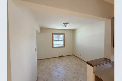 4127 S 89th St, Greenfield, WI 53228 - Photo 29