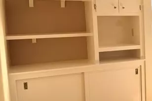 4127 S 89th St, Greenfield, WI 53228 - Photo 5