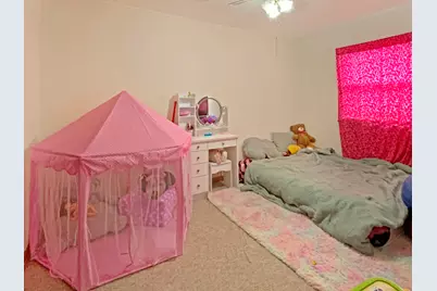 870  Perkins Ave, Waukesha, WI 53186 - Photo 5