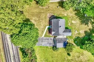 550 N Riverside Dr, Saukville, WI 53080 - Photo 29