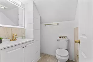 550 N Riverside Dr, Saukville, WI 53080 - Photo 21