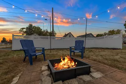 1143 S 23rd St, Manitowoc, WI 54220 - Photo 5