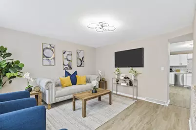 1143 S 23rd St, Manitowoc, WI 54220 - Photo 9