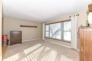 2710 Lander Ln, Waukesha, WI 53188 - Photo 5