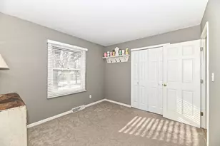 2710 Lander Ln, Waukesha, WI 53188 - Photo 17