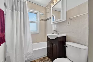 2608 S 68th St, Milwaukee, WI 53219 - Photo 11