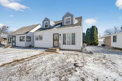 2608 S 68th St, Milwaukee, WI 53219 - Photo 3