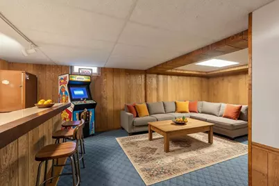 6585 N Range Line Rd, Glendale, WI 53209 - Photo 23