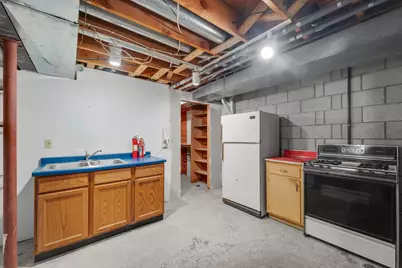 6585 N Range Line Rd, Glendale, WI 53209 - Photo 25