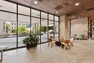 270 E Highland Ave, Milwaukee, WI 53202 - Photo 31