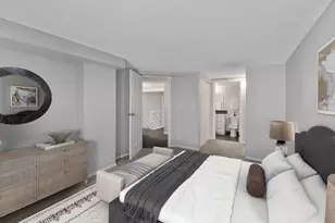 270 E Highland Ave, Milwaukee, WI 53202 - Photo 23