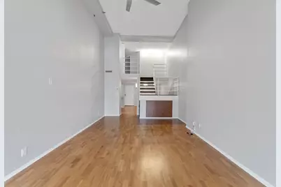 270 E Highland Ave #1021, Milwaukee, WI 53202 - Photo 21