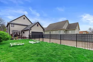 1821 N Vel R. Phillips Ave, Milwaukee, WI 53212 - Photo 37