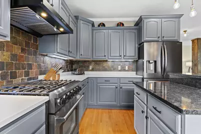 1821 N Vel R Phillips Ave, Milwaukee, WI 53212 - Photo 35