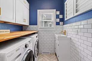 1821 N Vel R. Phillips Ave, Milwaukee, WI 53212 - Photo 21