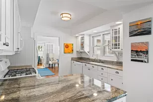 1076 Shabbona Dr, Fontana, WI 53125 - Photo 27