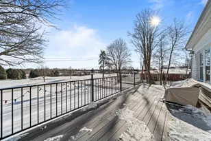1076 Shabbona Dr, Fontana, WI 53125 - Photo 113