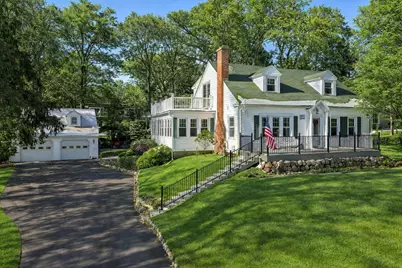 1076  Shabbona Dr, Fontana, WI 53125 - Photo 1