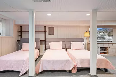 1076  Shabbona Dr, Fontana, WI 53125 - Photo 59