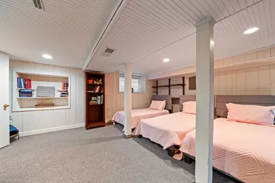 1076  Shabbona Dr, Fontana, WI 53125 - Photo 61