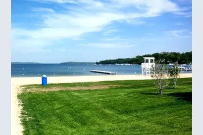 173  2nd Ave #12, Fontana, WI 53125 - Photo 31