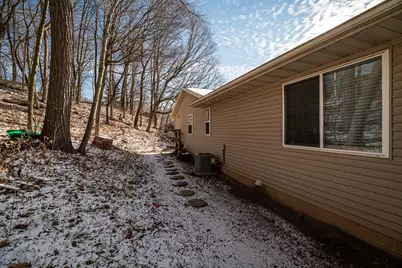 114  Manor Ct, Slinger, WI 53086 - Photo 37